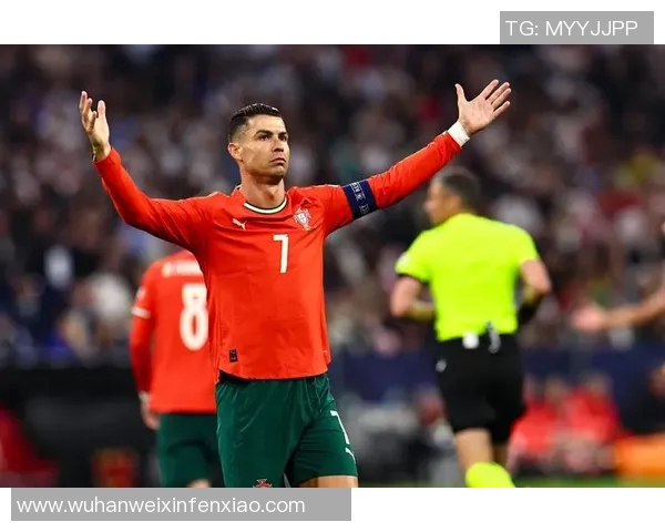 全球足球传奇人物回顾各国历史足球明星的辉煌与成就