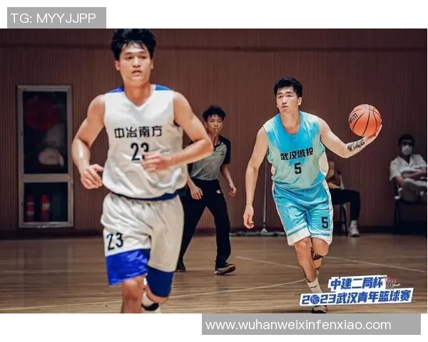 武汉篮球队灵活性对比分析及其对比赛表现的影响探讨