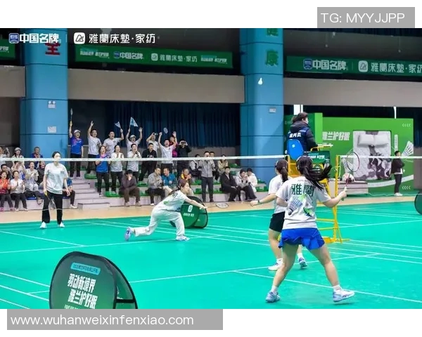 武汉羽毛球队在杯赛中以51分稳居积分榜首位展现强大实力