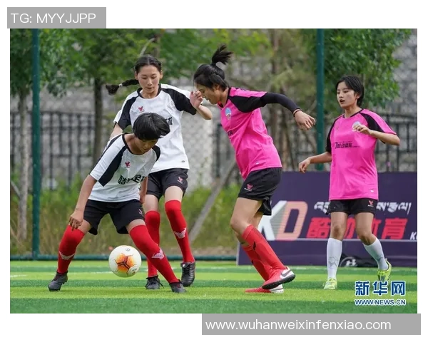 探索国外足球周边产品的多样性与文化魅力,提升球迷体验与热情 探索国外足球周边产品的多样性与文化魅力,提升球迷体验与热情